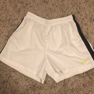 Women’s Medium Nike Dry Fit Shorts